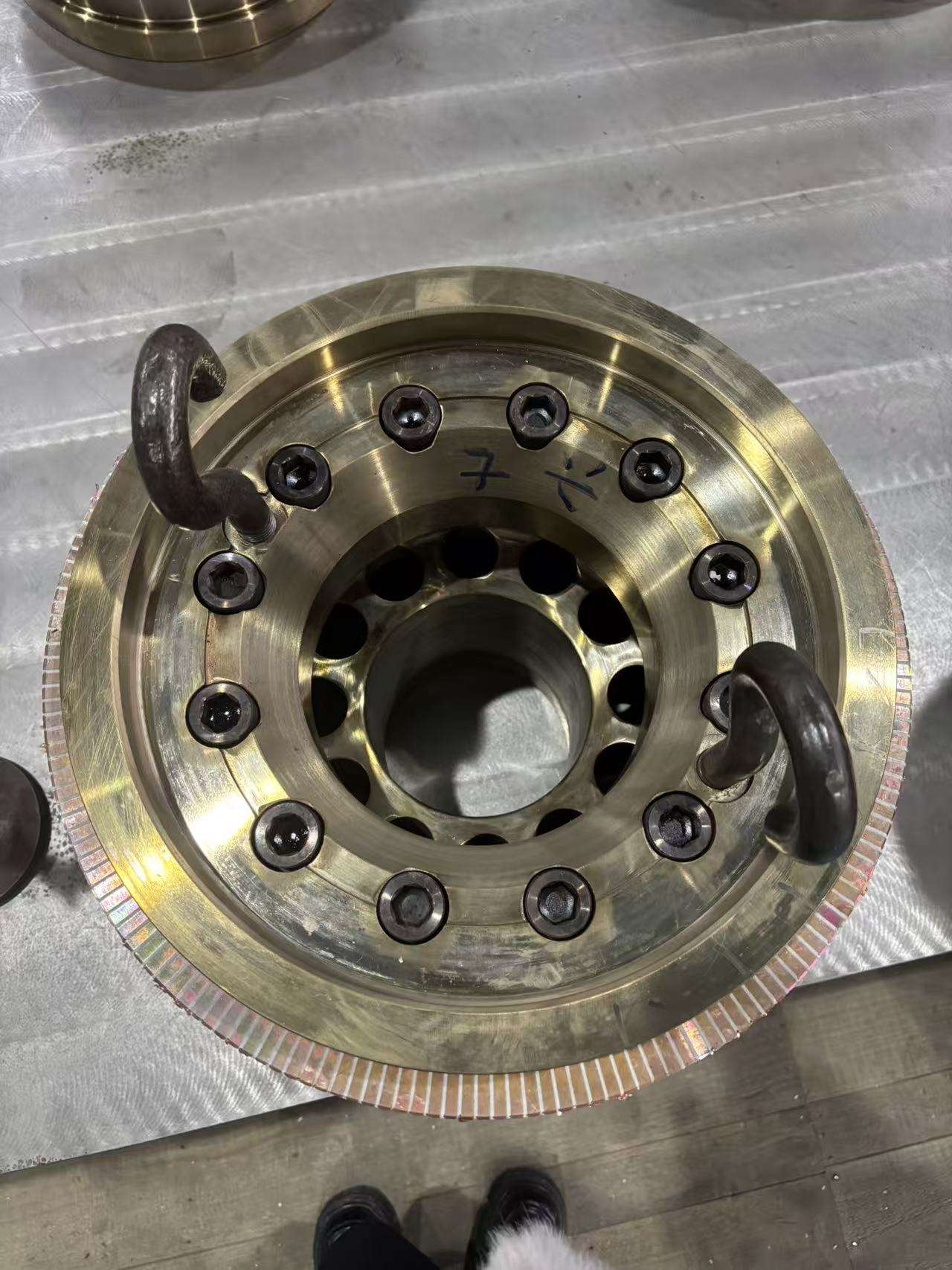 YJ13G2G5交流油田钻井电机1200kW俄罗斯市场高效钻井电机